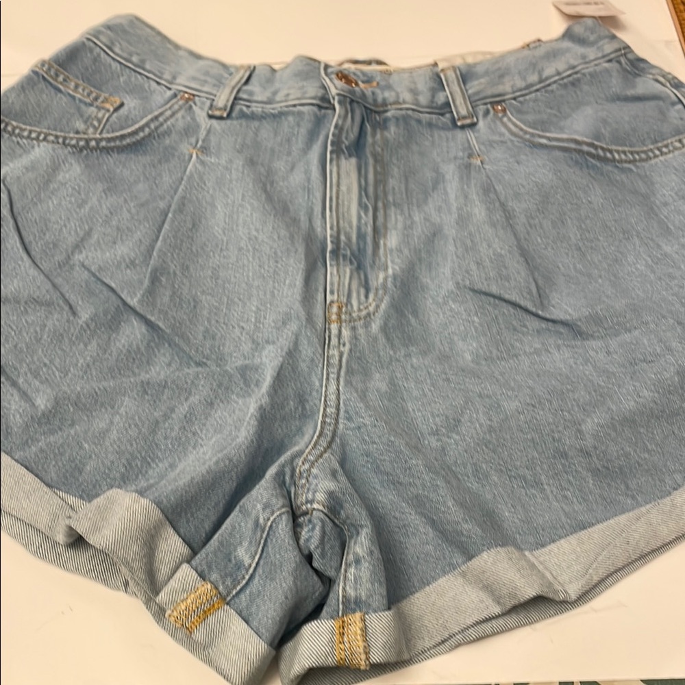 We The Free Blue Jean Shorts High-Waisted Relaxed Fit size large (25-14)